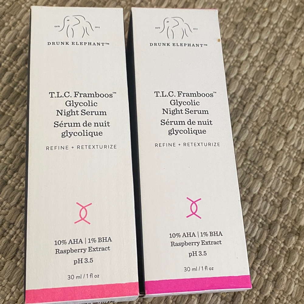 Drunk Elephant Glycolic Night Serum - White and Pink